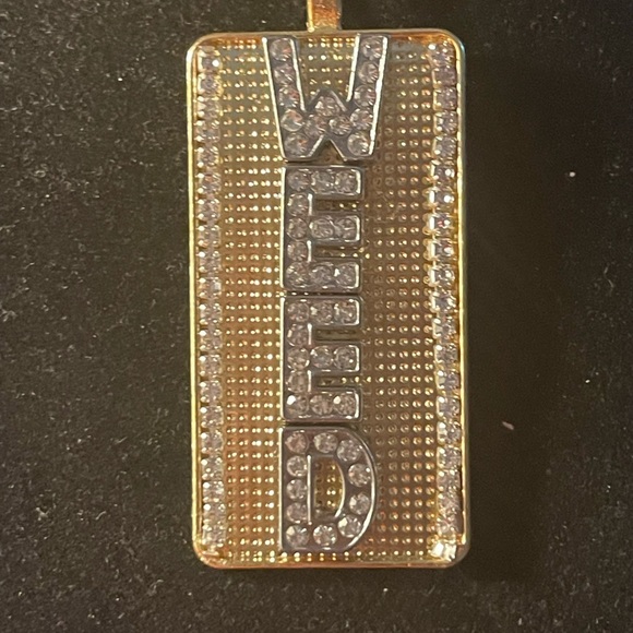 Necklace Iced-Out Word(“Weed”) Pendant - Picture 2 of 4